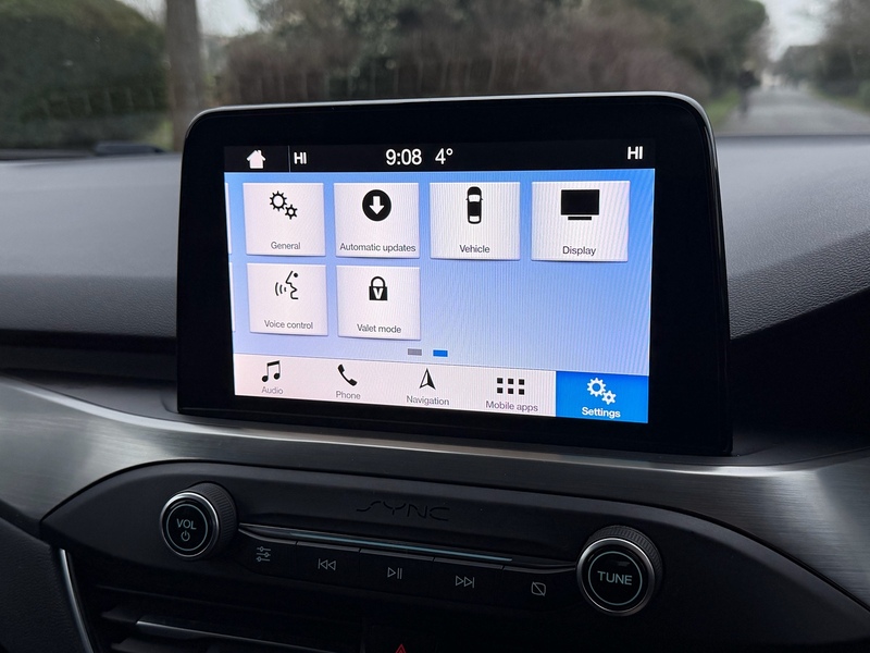 Ford T EcoBoost Titanium Hatchback 1.0 Manual Petrol