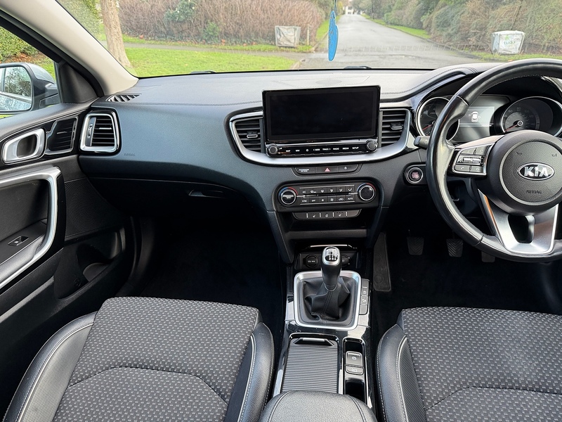 Kia T-GDi 3 SUV 1.5 Manual Petrol