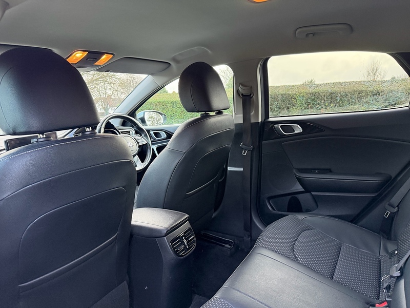 Kia T-GDi 3 SUV 1.5 Manual Petrol