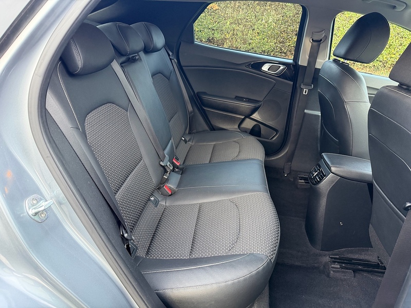 Kia T-GDi 3 SUV 1.5 Manual Petrol