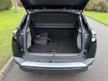 Peugeot E-2008 GT Premium 