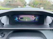 Peugeot E-2008 GT Premium 
