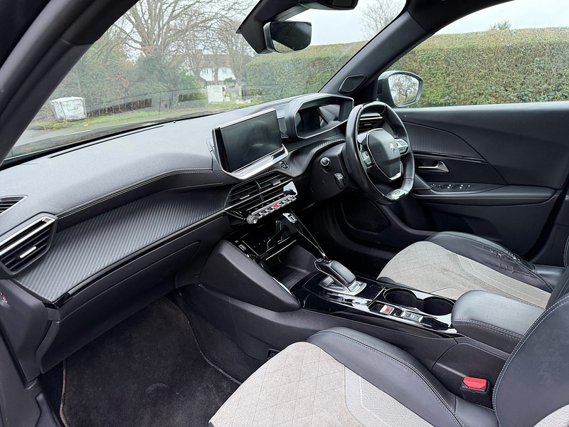 Peugeot GT Premium SUV 0.0 Automatic Electric