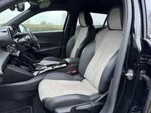 Peugeot E-2008 GT Premium 