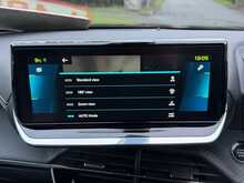 Peugeot E-2008 GT Premium 