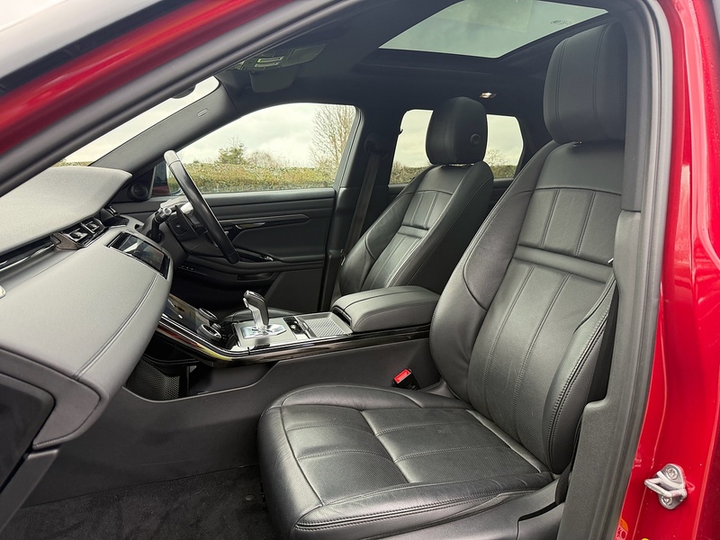 Land Rover 2.0 P200 MHEV R-Dynamic SE SUV 5dr Petrol Auto 4WD Euro 6 (s/s) (200 ps)