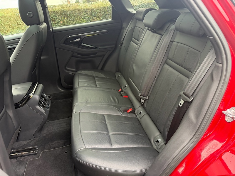 Land Rover 2.0 P200 MHEV R-Dynamic SE SUV 5dr Petrol Auto 4WD Euro 6 (s/s) (200 ps)