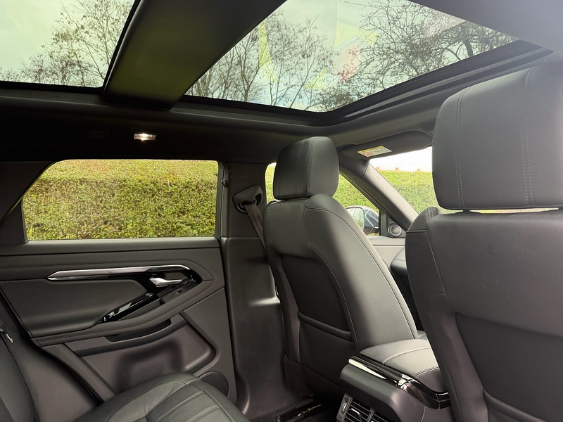 Land Rover 2.0 P200 MHEV R-Dynamic SE SUV 5dr Petrol Auto 4WD Euro 6 (s/s) (200 ps)