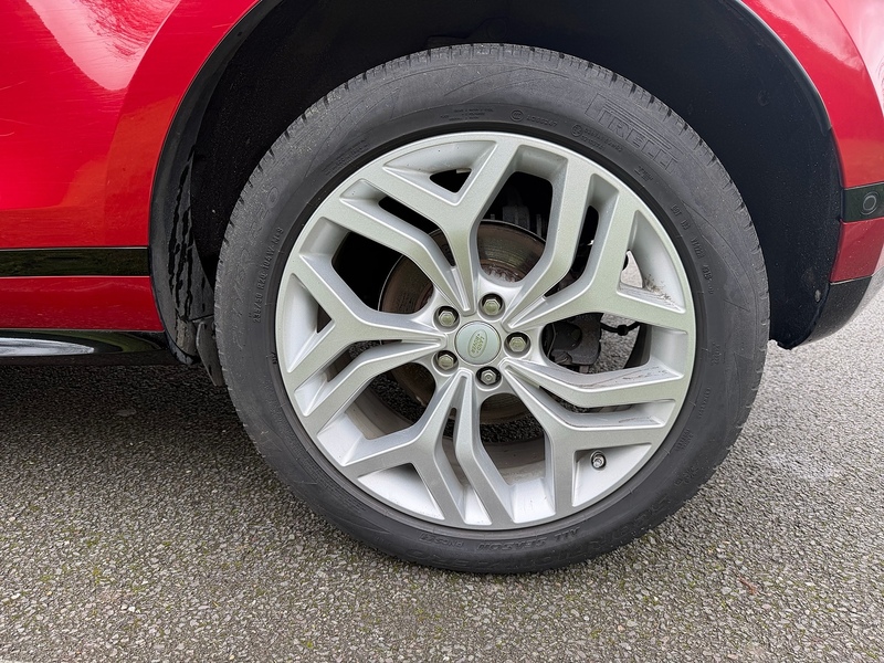 Land Rover 2.0 P200 MHEV R-Dynamic SE SUV 5dr Petrol Auto 4WD Euro 6 (s/s) (200 ps)