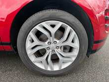 Land Rover Range Rover Evoque P200 MHEV R-Dynamic SE 