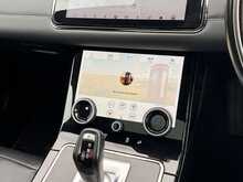 Land Rover Range Rover Evoque P200 MHEV R-Dynamic SE 