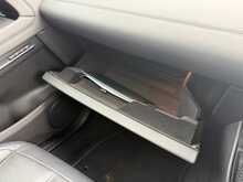 Land Rover Range Rover Evoque P200 MHEV R-Dynamic SE 