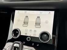 Land Rover Range Rover Evoque P200 MHEV R-Dynamic SE 