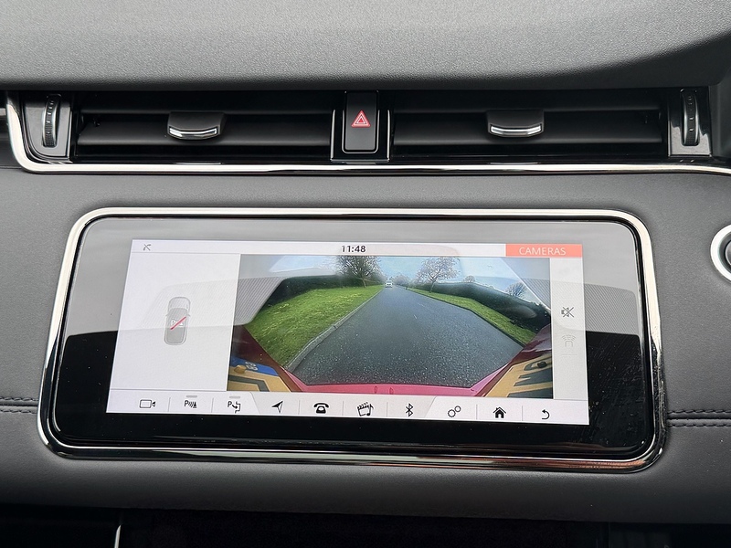 Land Rover 2.0 P200 MHEV R-Dynamic SE SUV 5dr Petrol Auto 4WD Euro 6 (s/s) (200 ps)