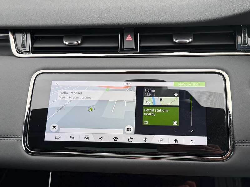 Land Rover 2.0 P200 MHEV R-Dynamic SE SUV 5dr Petrol Auto 4WD Euro 6 (s/s) (200 ps)