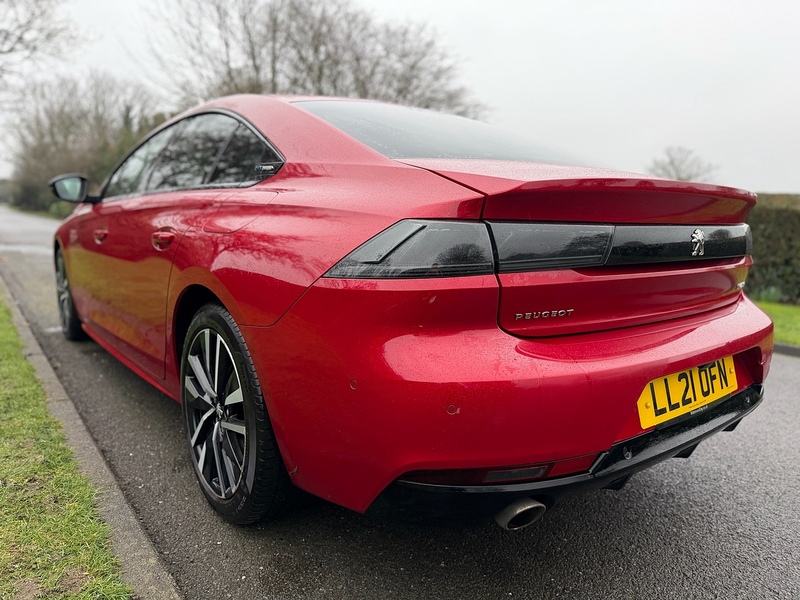 Peugeot 1.6 11.8kWh GT Fastback 5dr Petrol Plug-in Hybrid e-EAT Euro 6 (s/s) (225 ps)