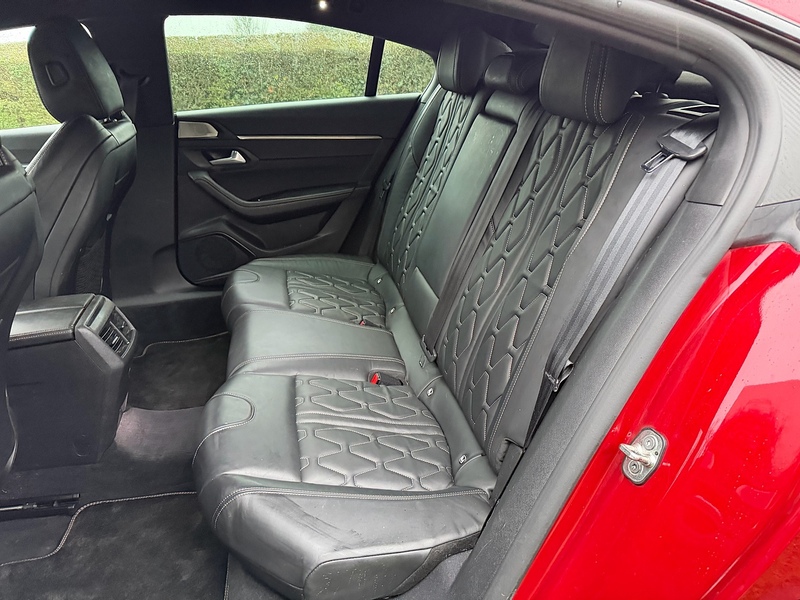 Peugeot 1.6 11.8kWh GT Fastback 5dr Petrol Plug-in Hybrid e-EAT Euro 6 (s/s) (225 ps)