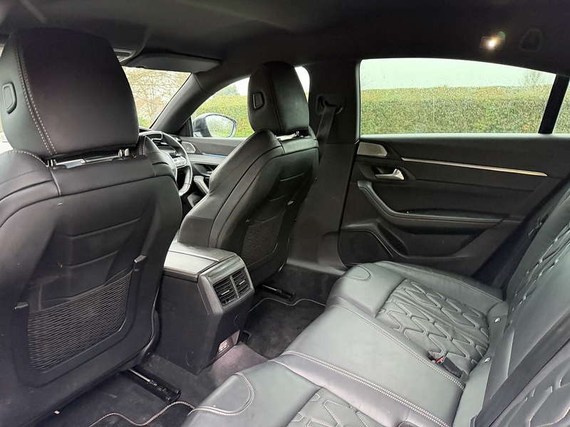 Peugeot 1.6 11.8kWh GT Fastback 5dr Petrol Plug-in Hybrid e-EAT Euro 6 (s/s) (225 ps)