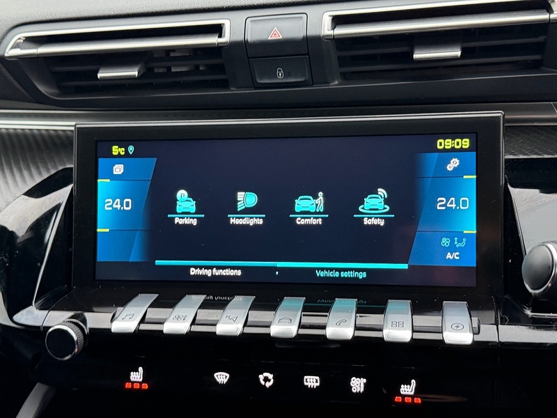 Peugeot 1.6 11.8kWh GT Fastback 5dr Petrol Plug-in Hybrid e-EAT Euro 6 (s/s) (225 ps)