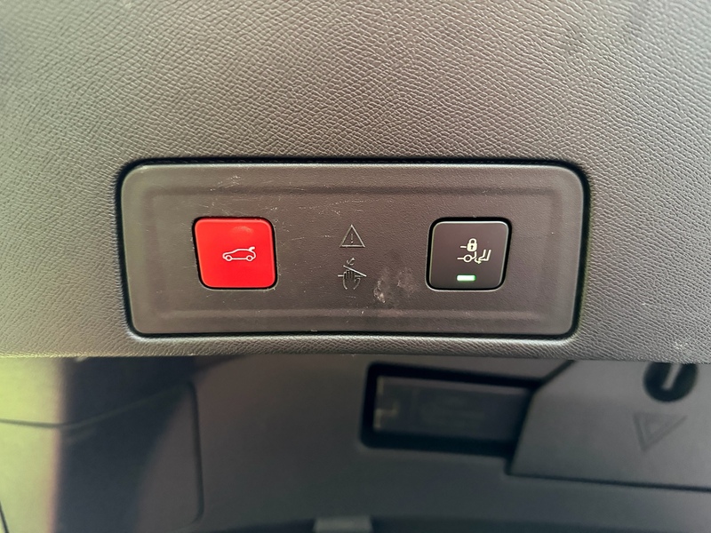 Peugeot 1.6 11.8kWh GT Fastback 5dr Petrol Plug-in Hybrid e-EAT Euro 6 (s/s) (225 ps)