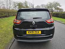 Renault Grand Scenic TCe Iconic 
