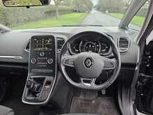 Renault Grand Scenic TCe Iconic 