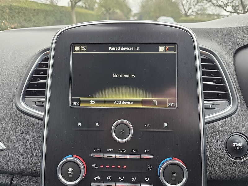 Renault 1.3 TCe Iconic MPV 5dr Petrol Manual Euro 6 (s/s) (140 ps)