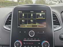 Renault Grand Scenic TCe Iconic 