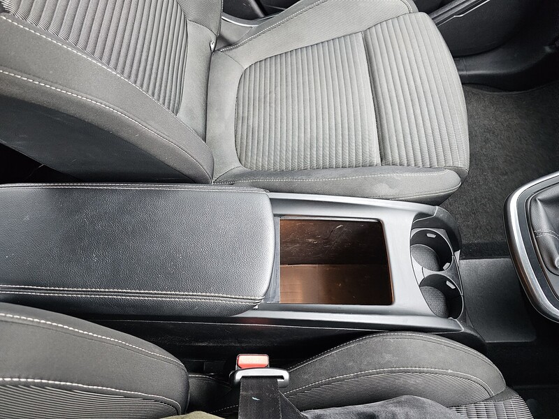 Renault 1.3 TCe Iconic MPV 5dr Petrol Manual Euro 6 (s/s) (140 ps)