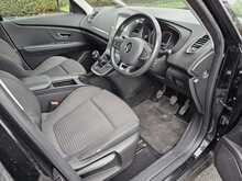 Renault Grand Scenic TCe Iconic 