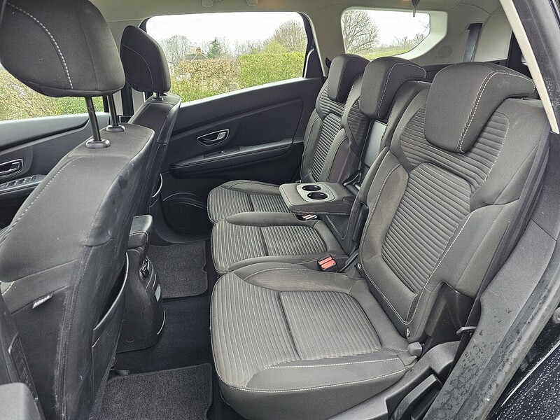 Renault 1.3 TCe Iconic MPV 5dr Petrol Manual Euro 6 (s/s) (140 ps)