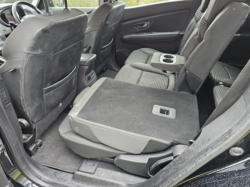 Renault 1.3 TCe Iconic MPV 5dr Petrol Manual Euro 6 (s/s) (140 ps)