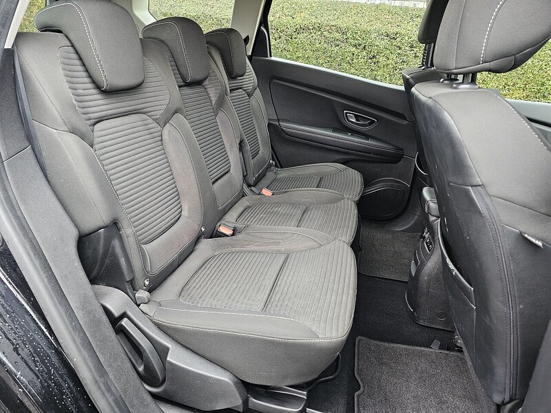 Renault 1.3 TCe Iconic MPV 5dr Petrol Manual Euro 6 (s/s) (140 ps)