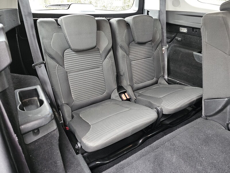 Renault 1.3 TCe Iconic MPV 5dr Petrol Manual Euro 6 (s/s) (140 ps)