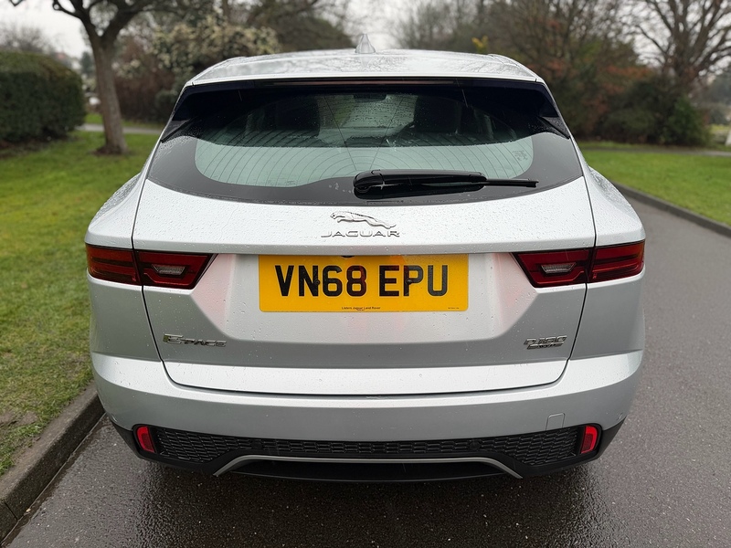 Jaguar 2.0 D180 SE SUV 5dr Diesel Auto AWD Euro 6 (s/s) (180 ps)