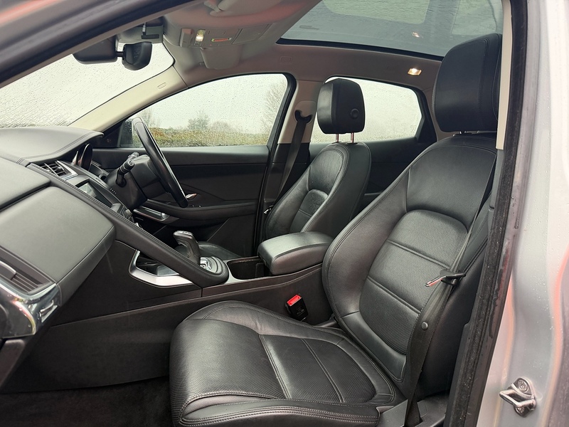 Jaguar 2.0 D180 SE SUV 5dr Diesel Auto AWD Euro 6 (s/s) (180 ps)