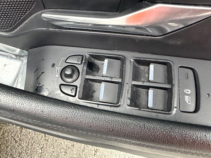 Jaguar 2.0 D180 SE SUV 5dr Diesel Auto AWD Euro 6 (s/s) (180 ps)