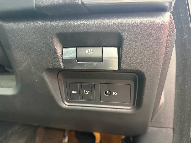 Jaguar 2.0 D180 SE SUV 5dr Diesel Auto AWD Euro 6 (s/s) (180 ps)