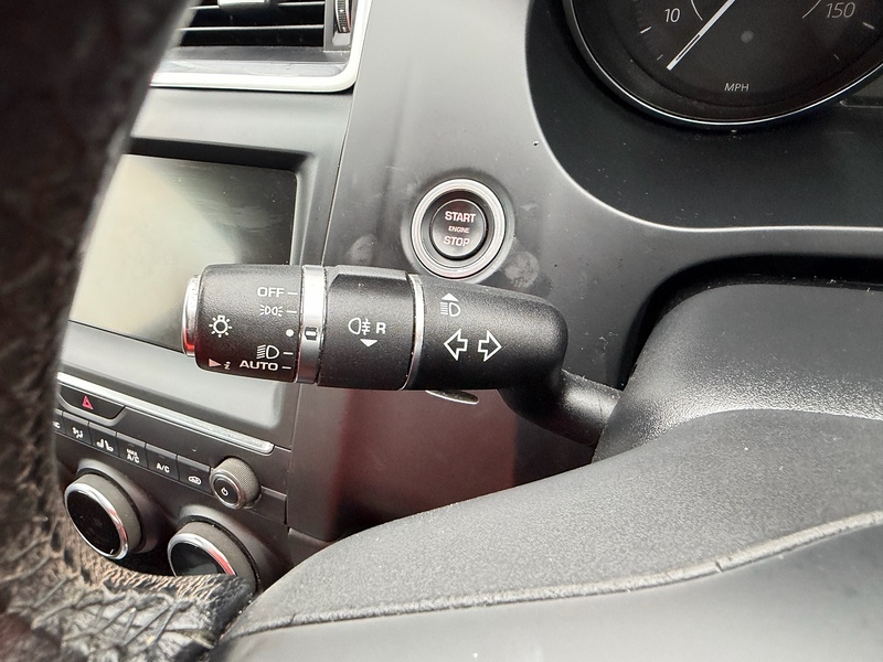 Jaguar 2.0 D180 SE SUV 5dr Diesel Auto AWD Euro 6 (s/s) (180 ps)