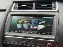 Jaguar E-PACE D180 SE 