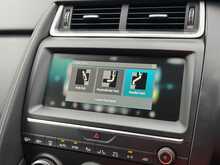 Jaguar E-PACE D180 SE 