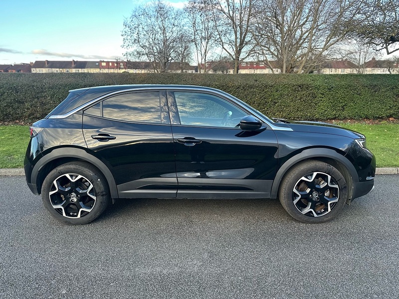 Vauxhall 50kWh Ultimate SUV 5dr Electric Auto (136 ps)