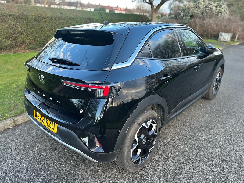 Vauxhall 50kWh Ultimate SUV 5dr Electric Auto (136 ps)