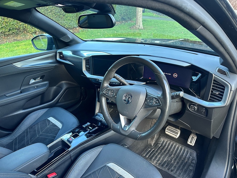 Vauxhall 50kWh Ultimate SUV 5dr Electric Auto (136 ps)