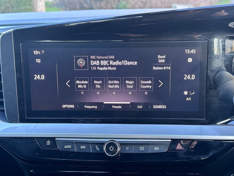 Vauxhall 50kWh Ultimate SUV 5dr Electric Auto (136 ps)