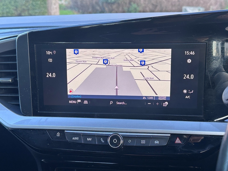 Vauxhall 50kWh Ultimate SUV 5dr Electric Auto (136 ps)