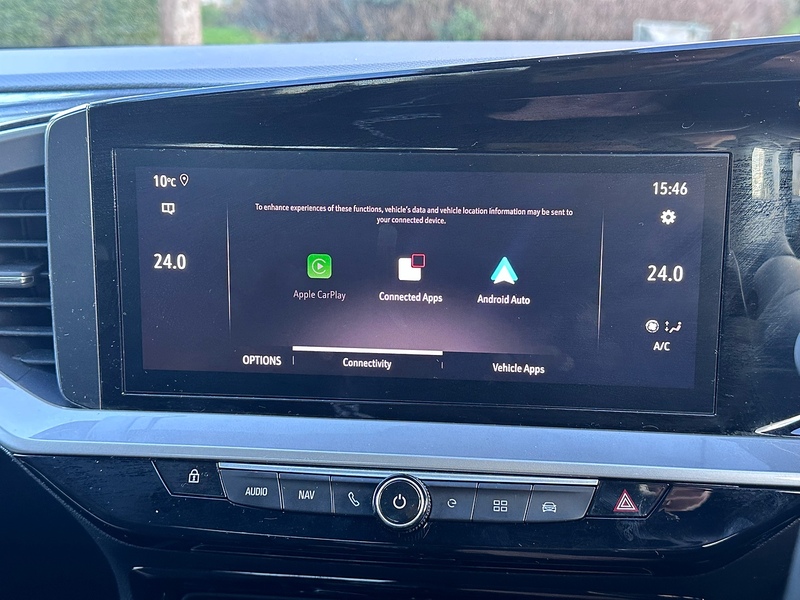 Vauxhall 50kWh Ultimate SUV 5dr Electric Auto (136 ps)