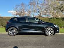 Renault Clio Blue dCi Iconic 