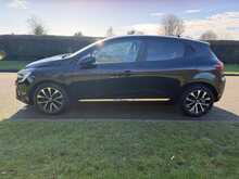 Renault Clio Blue dCi Iconic 