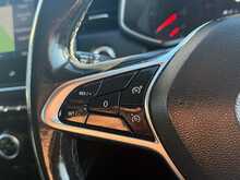 Renault Clio Blue dCi Iconic 